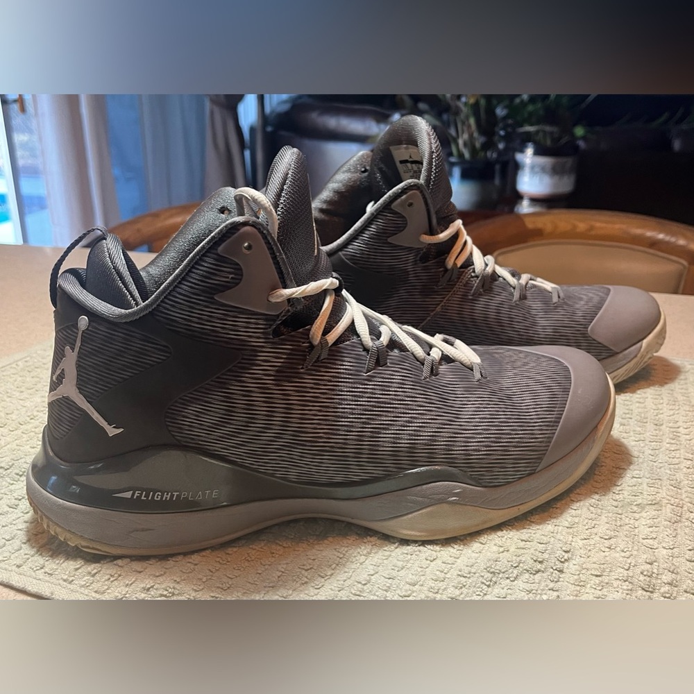 Jordan Super.Fly 3 Men’s size 11. 684933-004